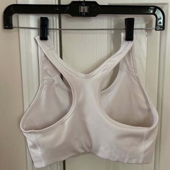 Nike Sports bra - Picture 2 of 5